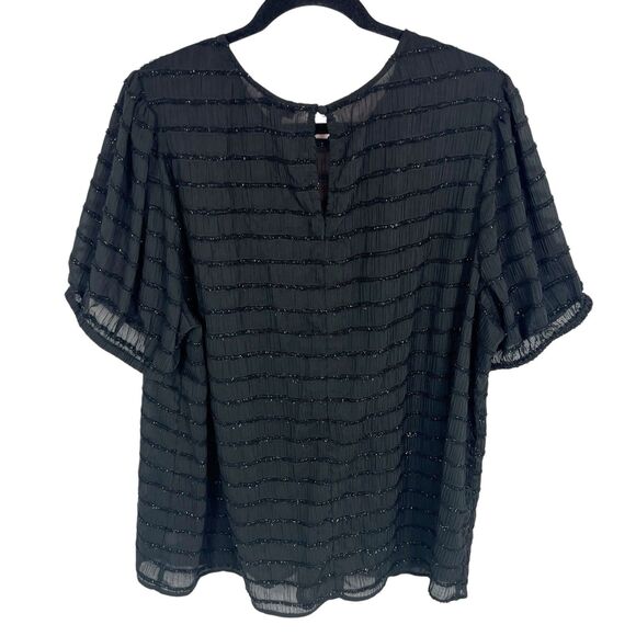 Torrid 2 Black Sheer Eyelash Stripe Short Sleeve Blouse Women’s 2X - Picture 2 of 10